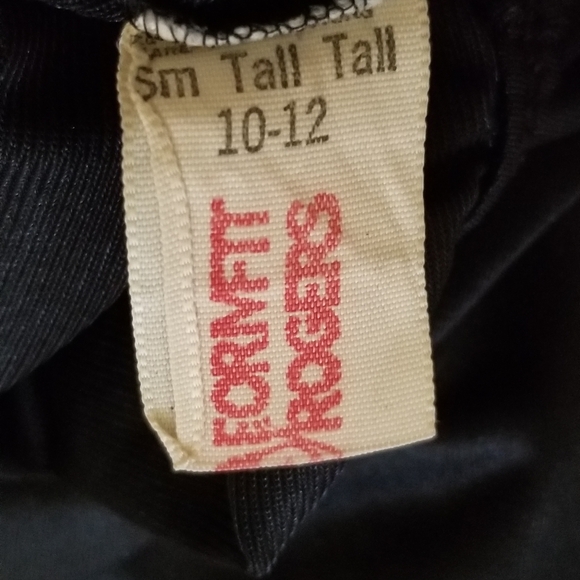 Bundles of pre-owned Woolite skirt slips. (3) total. Size M (8), 10-12, 18 - Picture 10 of 16